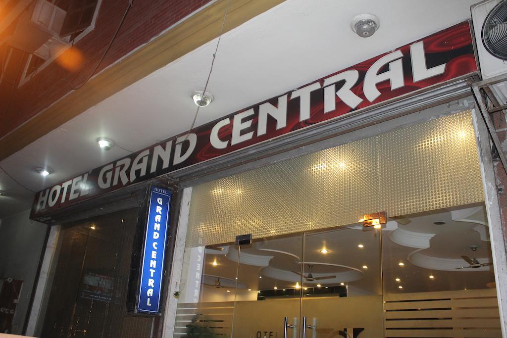 Hotel O Grand Central Delhi  Bagian luar foto