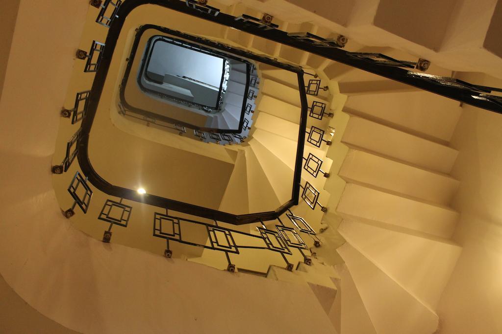 Hotel O Grand Central Delhi  Bagian luar foto