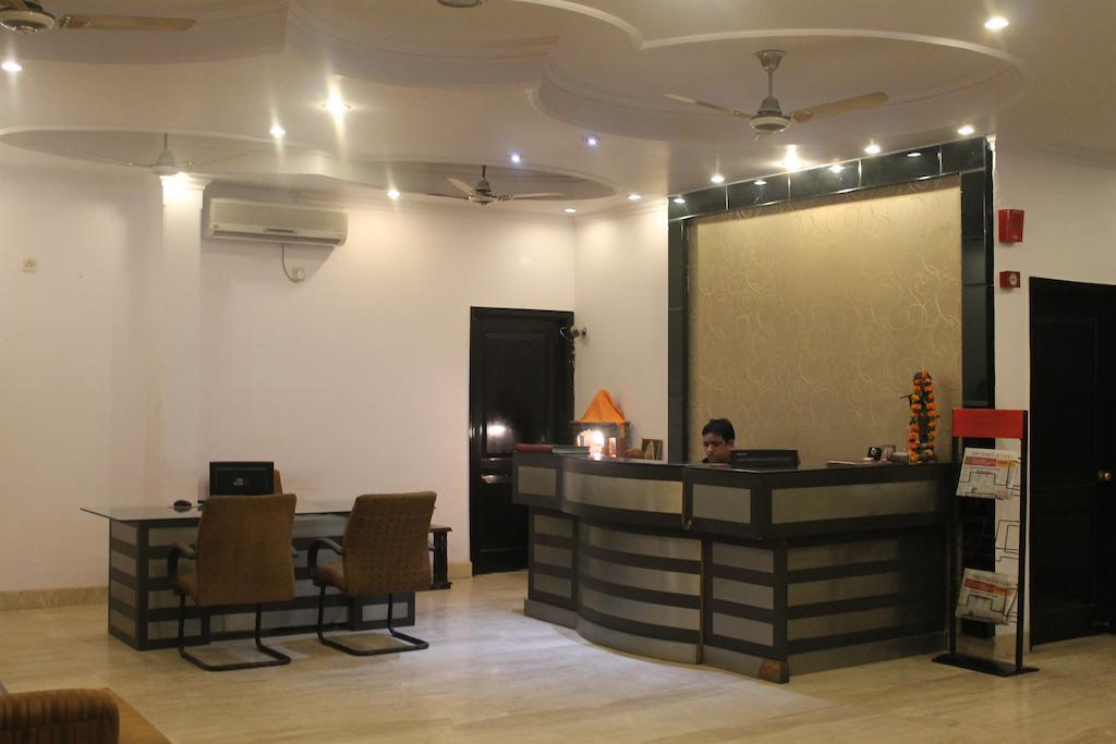 Hotel O Grand Central Delhi  Bagian luar foto