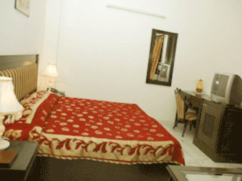Hotel O Grand Central Delhi  Bagian luar foto