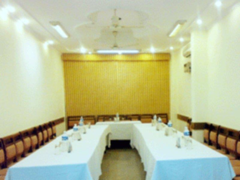 Hotel O Grand Central Delhi  Bagian luar foto