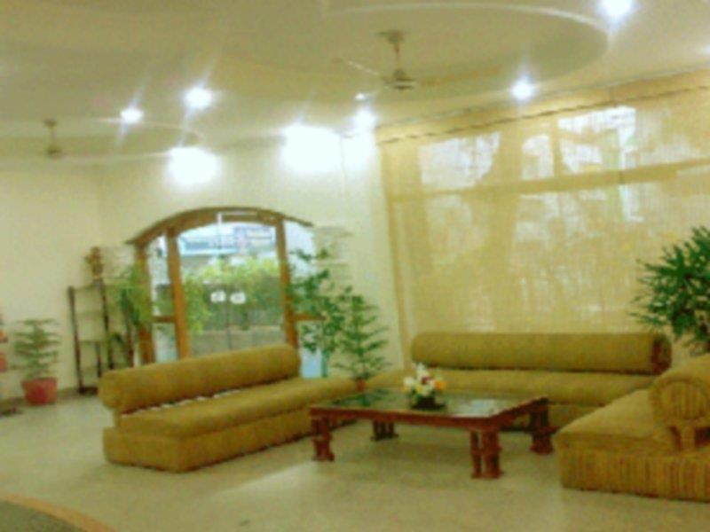 Hotel O Grand Central Delhi  Bagian luar foto