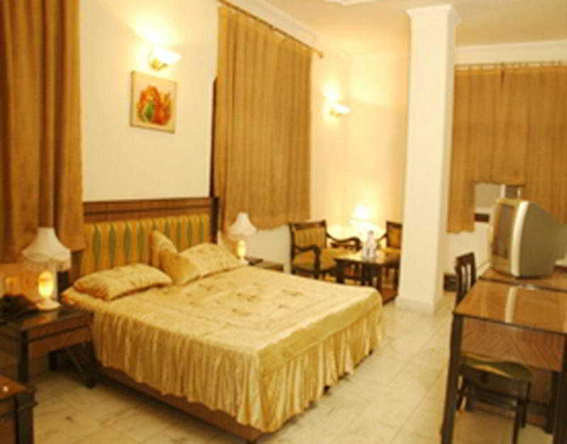 Hotel O Grand Central Delhi  Bagian luar foto